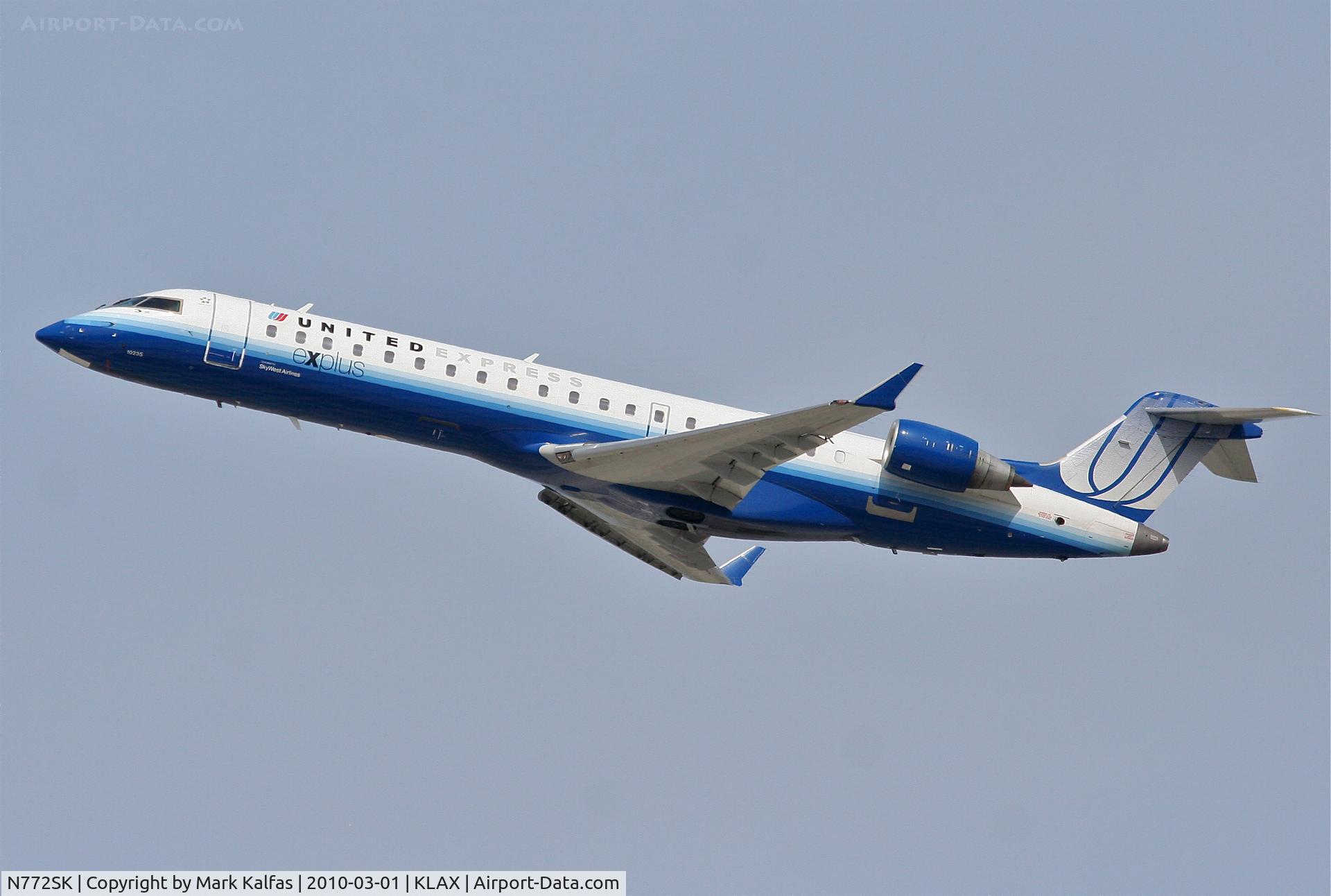 N772SK, 2005 Bombardier CRJ-702 (CL-600-2C10) Regional Jet C/N 10235, SkyWest Bombardier CL-600-2C10,  N772SK, SKW6118 departing 25R KLAX for KASE.