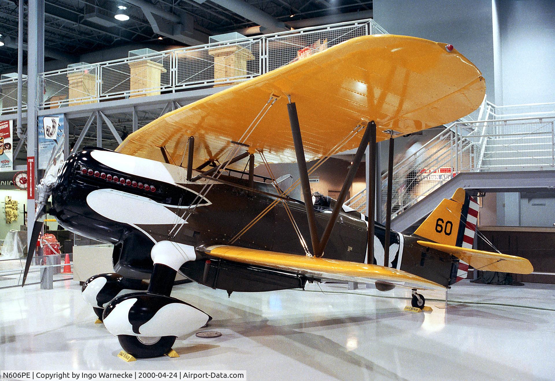 N606PE, 1992 Curtiss P-6E Hawk Replica C/N 32-260, Curtiss (Rosnick) P-6E Hawk replica at the EAA-Museum, Oshkosh WI