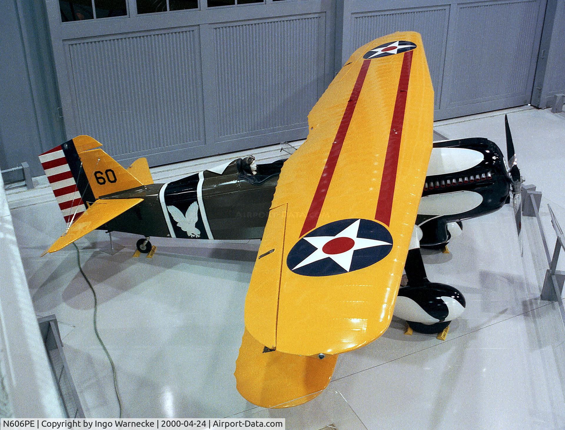N606PE, 1992 Curtiss P-6E Hawk Replica C/N 32-260, Curtiss (Rosnick) P-6E Hawk replica at the EAA-Museum, Oshkosh WI