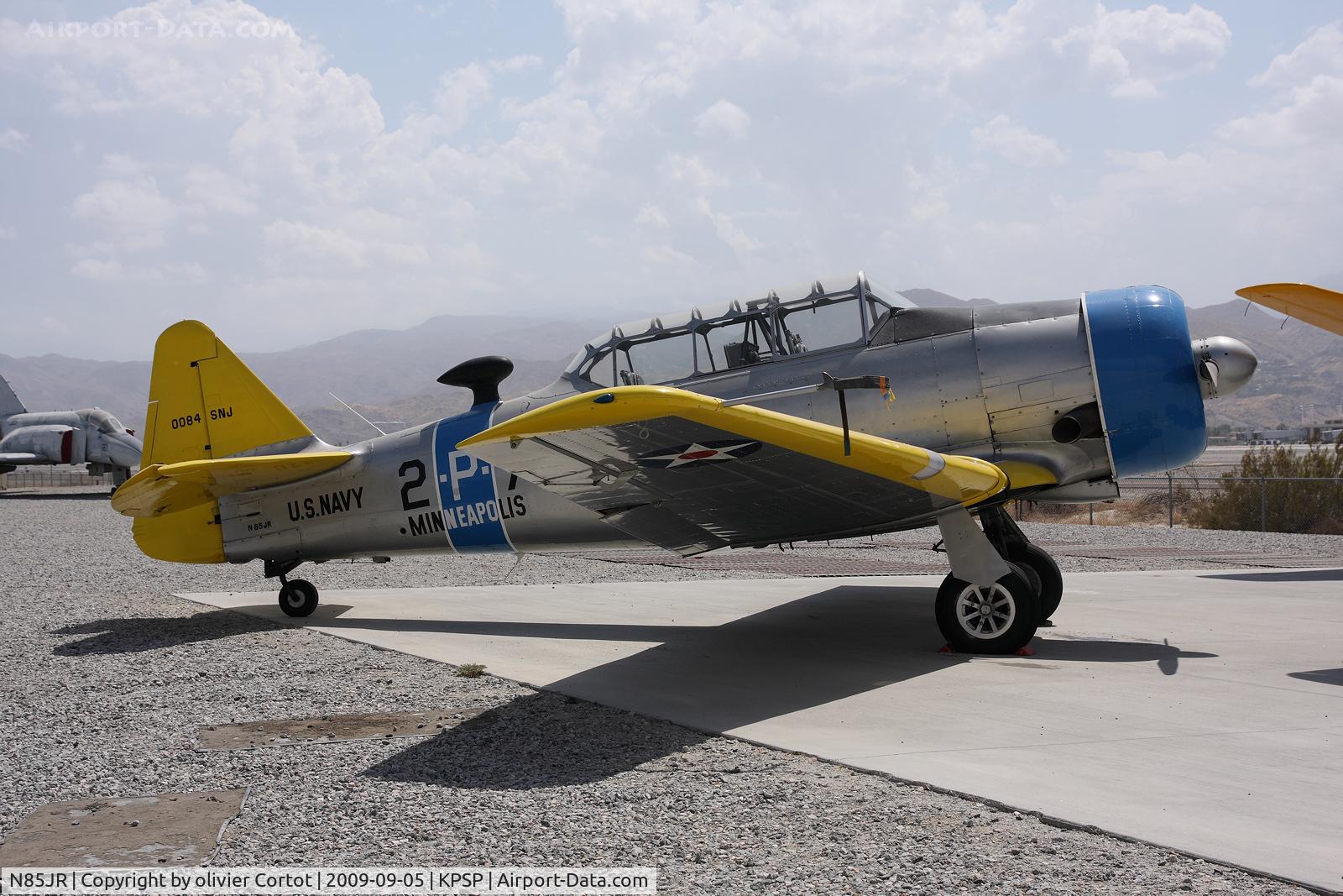 N85JR, 1958 North American AT-6G Texan C/N 168-526 (49-3402), Under the sun of Palm Springs