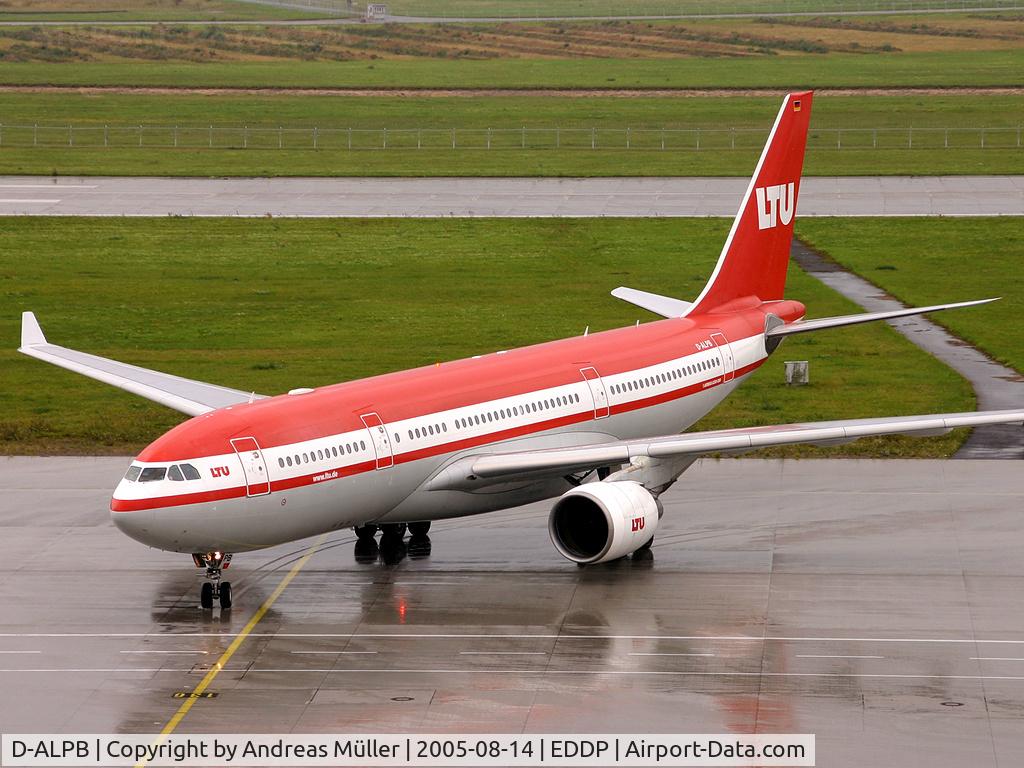 D-ALPB, 2001 Airbus A330-223 C/N 0432, Classic livery.