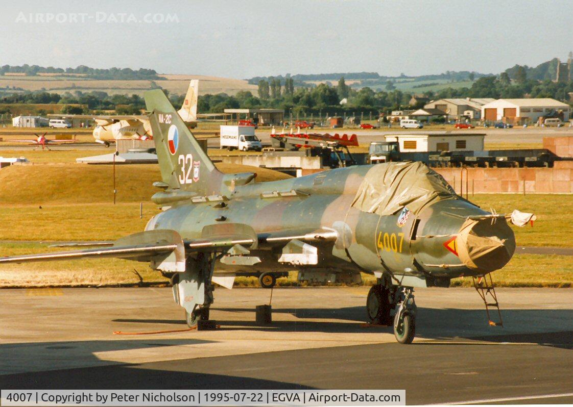 4007, Sukhoi Su-22M-4 C/N 40407, Su-22M-4 Fitter of 321 Squadron Czech Air Force on the flight-line at the 1995 Intnl Air Tattoo at RAF Fairford.