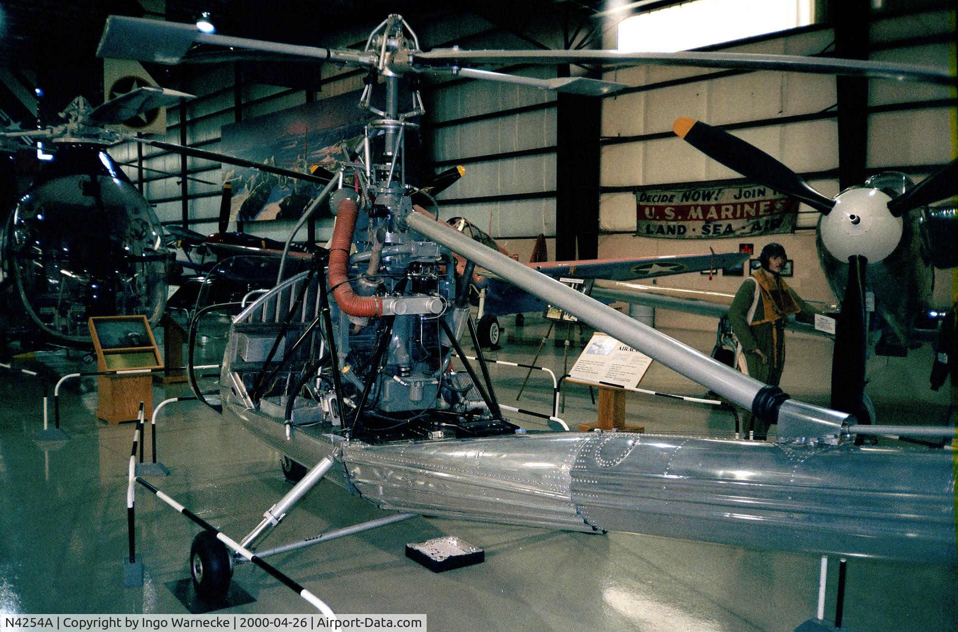 N4254A, 1950 Hiller UH-12A C/N 229, Hiller UH-12A at the Air Zoo, Kalamazoo MI