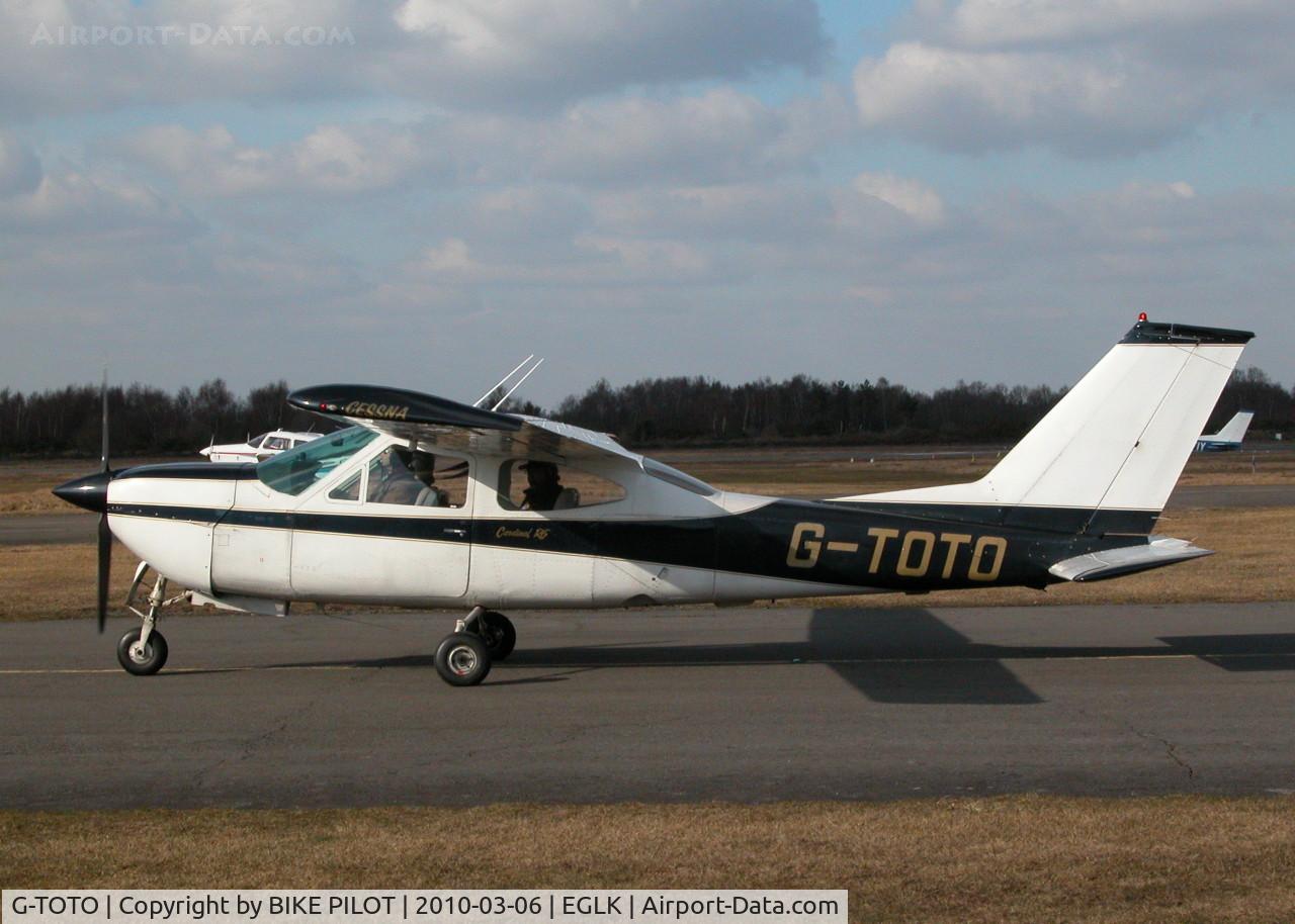 G-TOTO, 1972 Reims Cessna F177RG C/N 0049, TAXYING PAST THE CAFE
