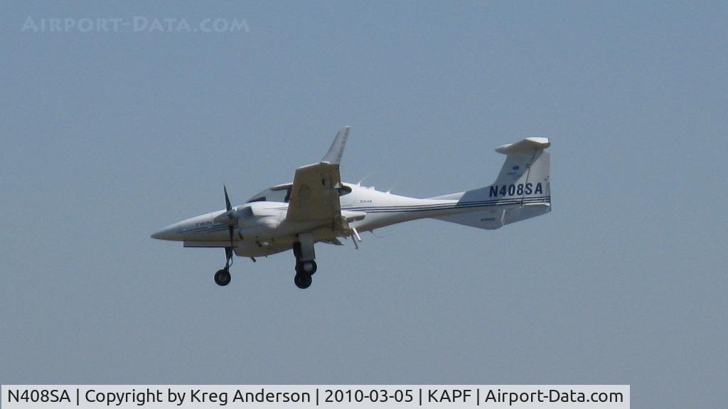 N408SA, 2007 Diamond DA-42 Twin Star C/N 42.AC047, Arriving on runway 32