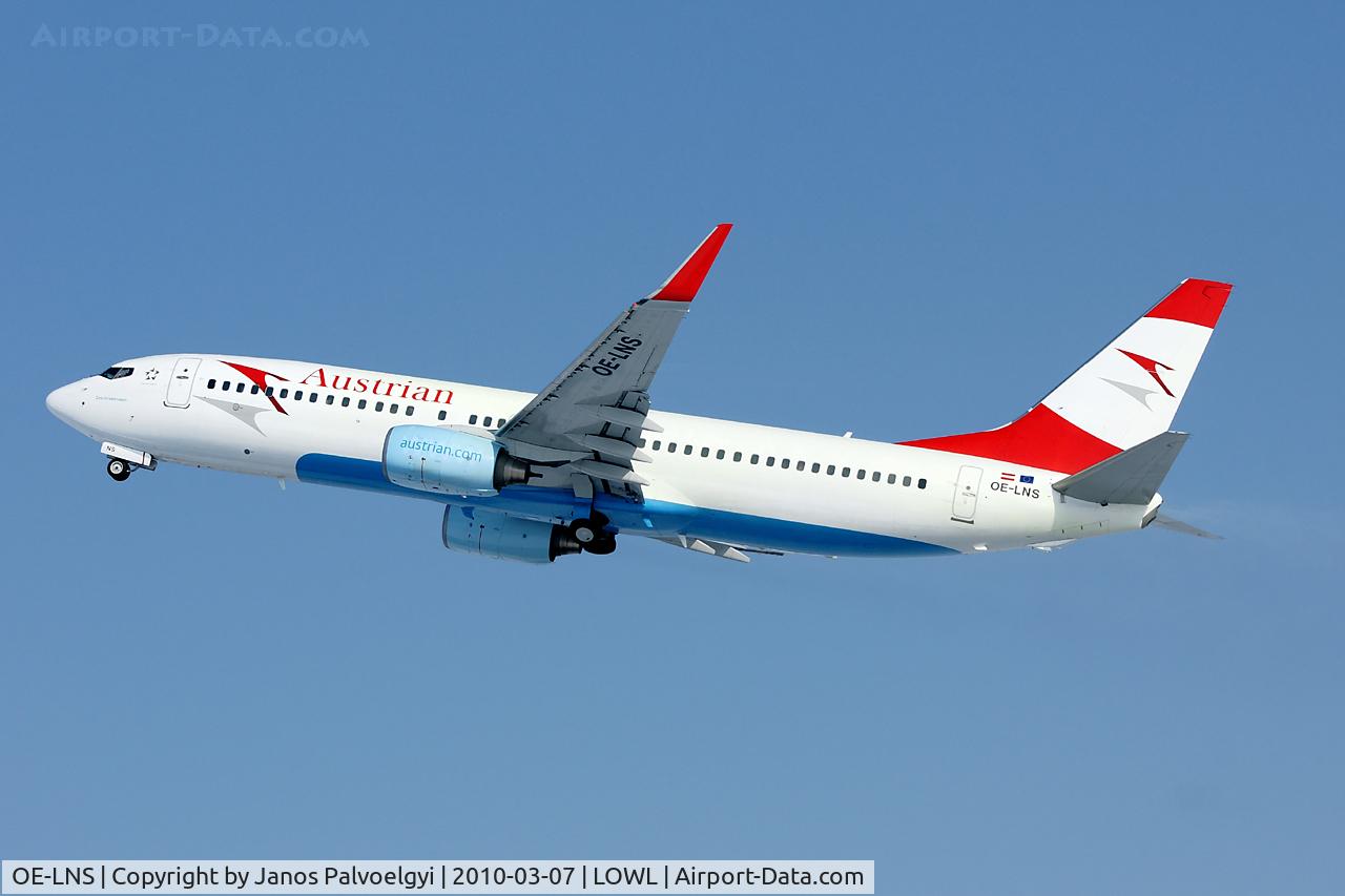 OE-LNS, 2005 Boeing 737-8Z9 C/N 34262, First Austrian B737-800 - Austrian Airlines repainted a former Lauda Air Boeing 737-800 in full Austrian Airlines colors.