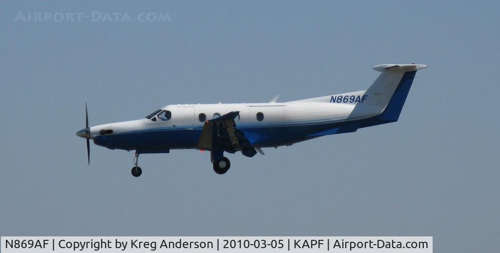 N869AF, 2008 Pilatus PC-12/47 C/N 869, Arriving on runway 32