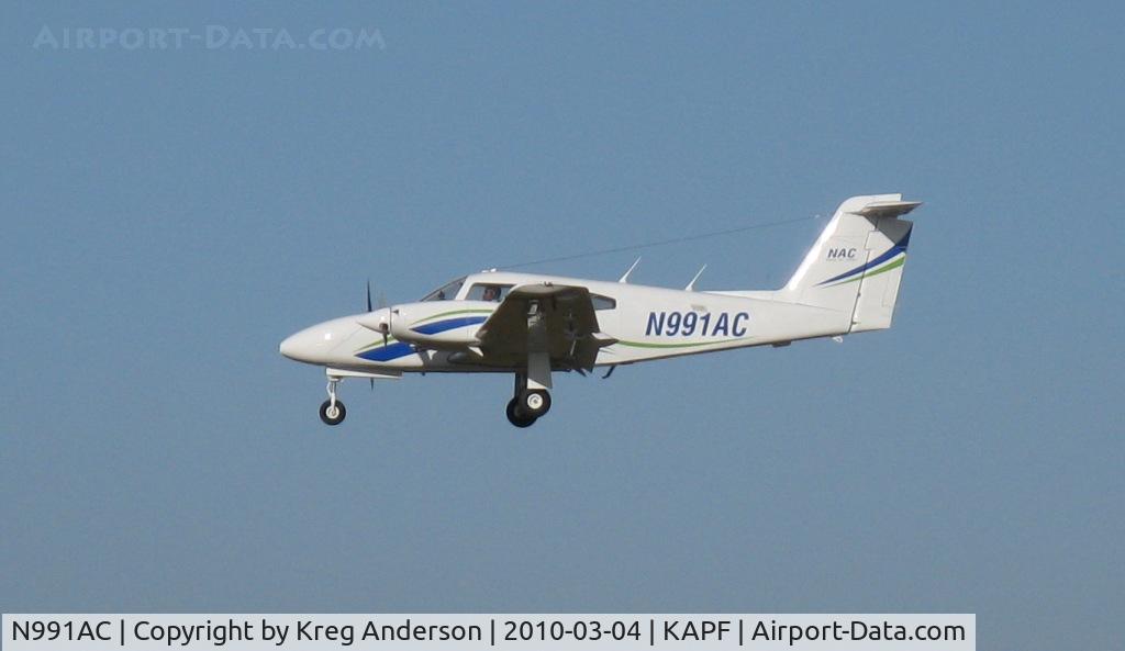 N991AC, 1979 Piper PA-44-180 Seminole C/N 44-8095011, Arriving on runway 32