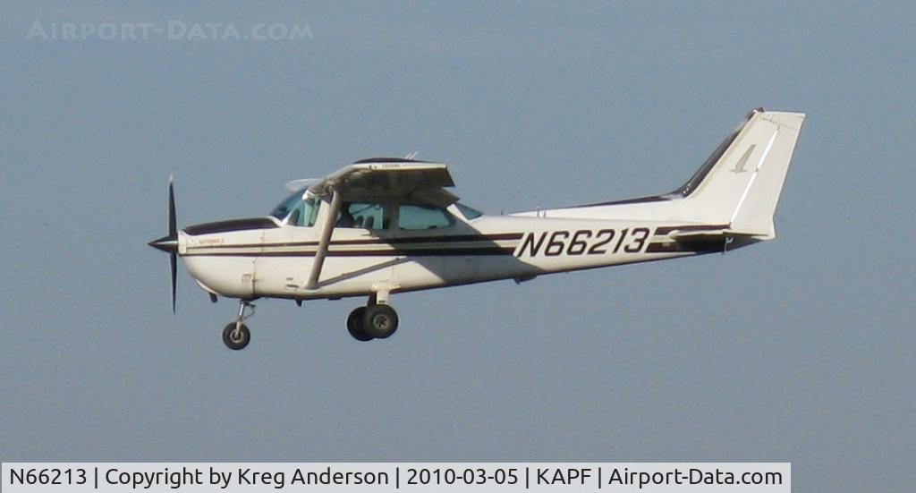 N66213, 1983 Cessna 172P C/N 17275980, Arriving on runway 32