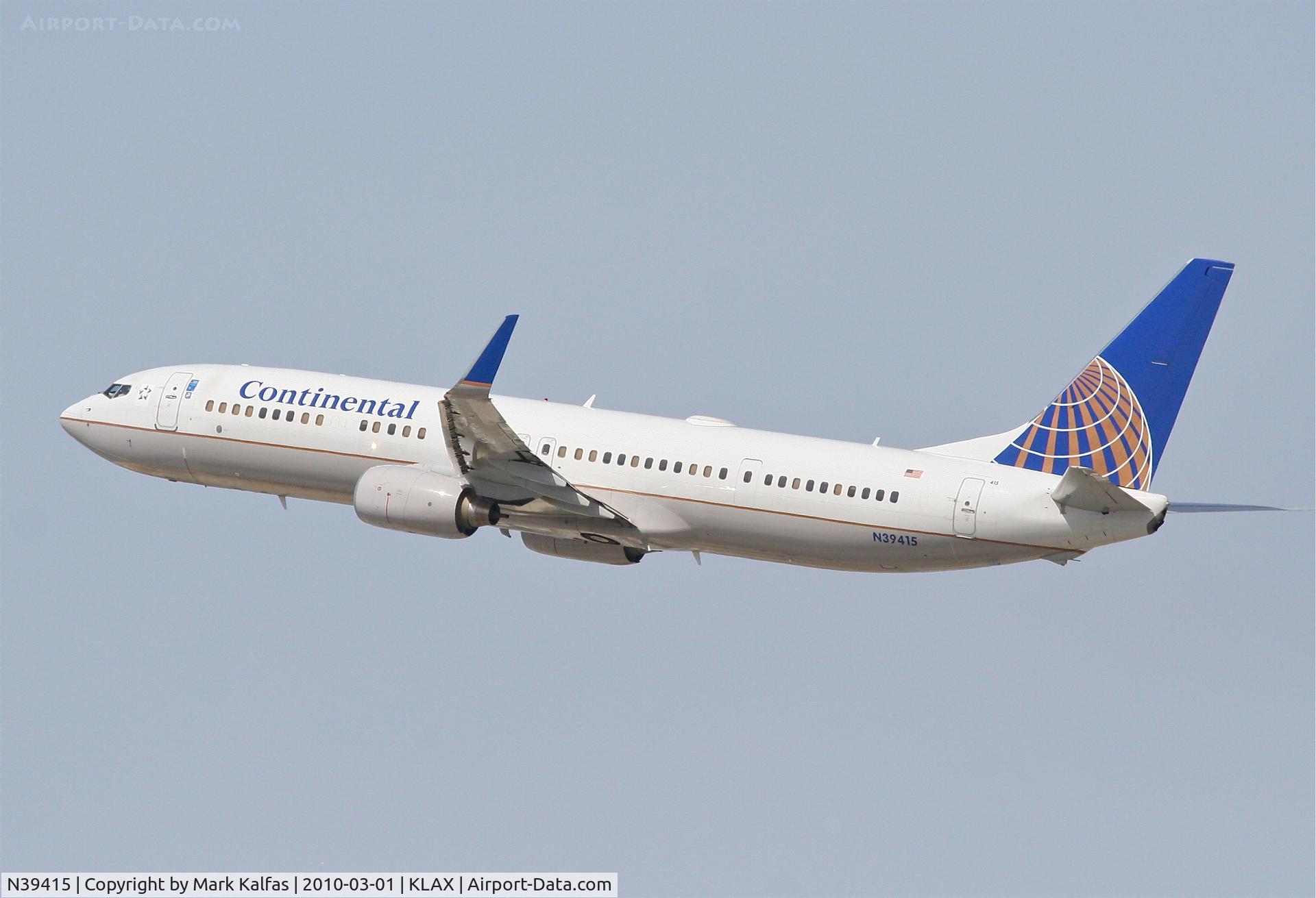 N39415, 2008 Boeing 737-924/ER C/N 32826, Continental Airlines Boeing 737-924, COA16 to KEWR, departing 25R KLAX.
