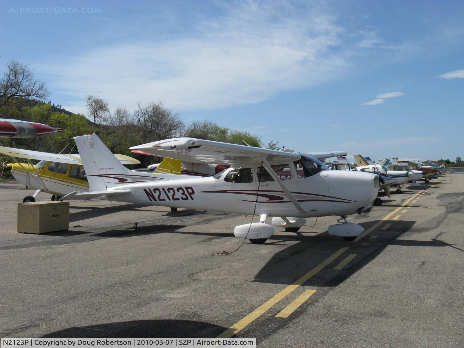 N2123P, 2005 Cessna 172S C/N 172S10000, 2005 Cessna 172S SKYHAWK SP II, Lycoming IO-360-L2A 180 Hp