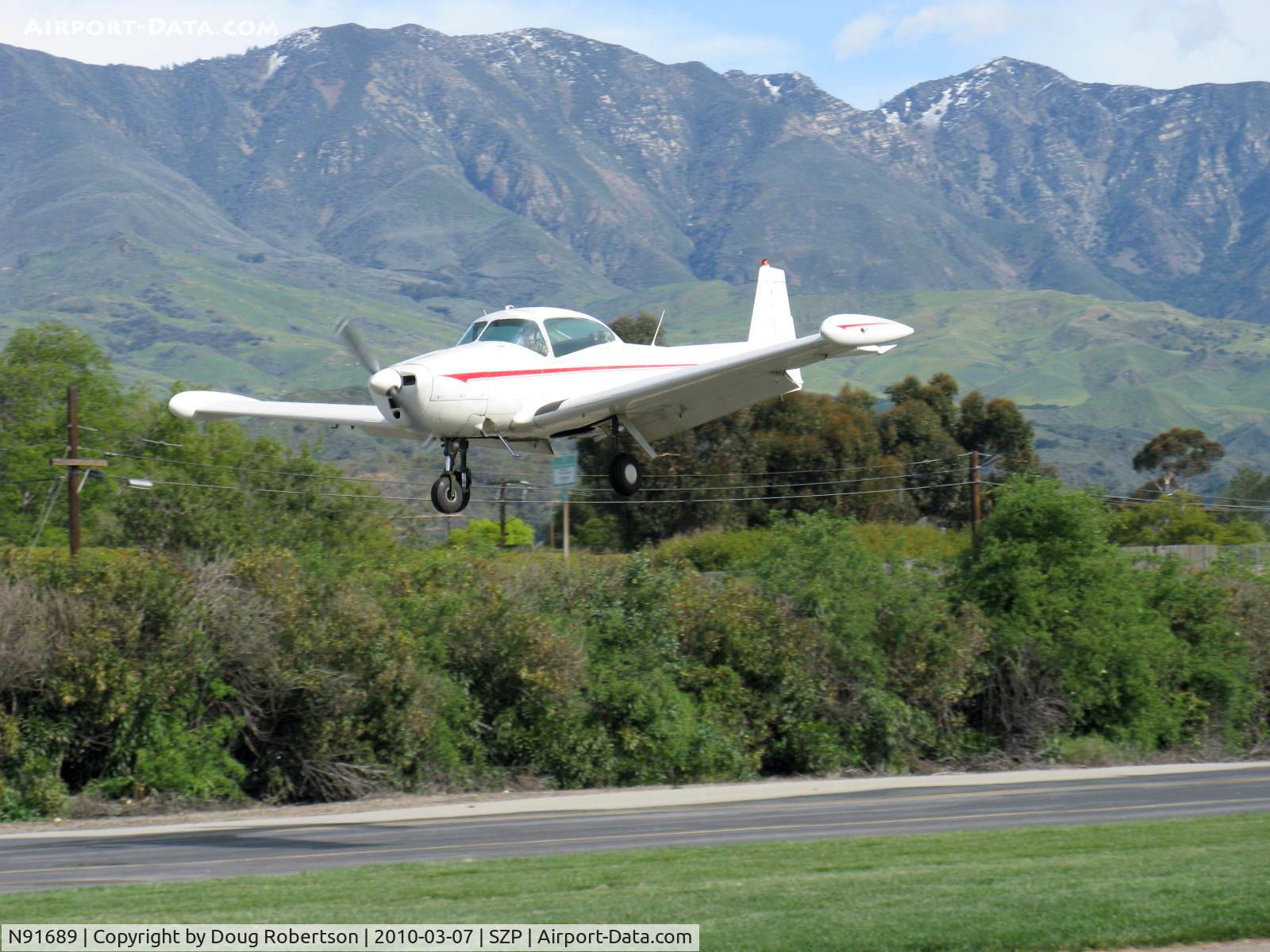 N91689, 1946 North American Navion (NA-145) C/N NAV-4-431, 1946 North American NAVION, Continental E-225 upgrade, arriving from WHP to give Young Eagles rides, on final Rwy 22