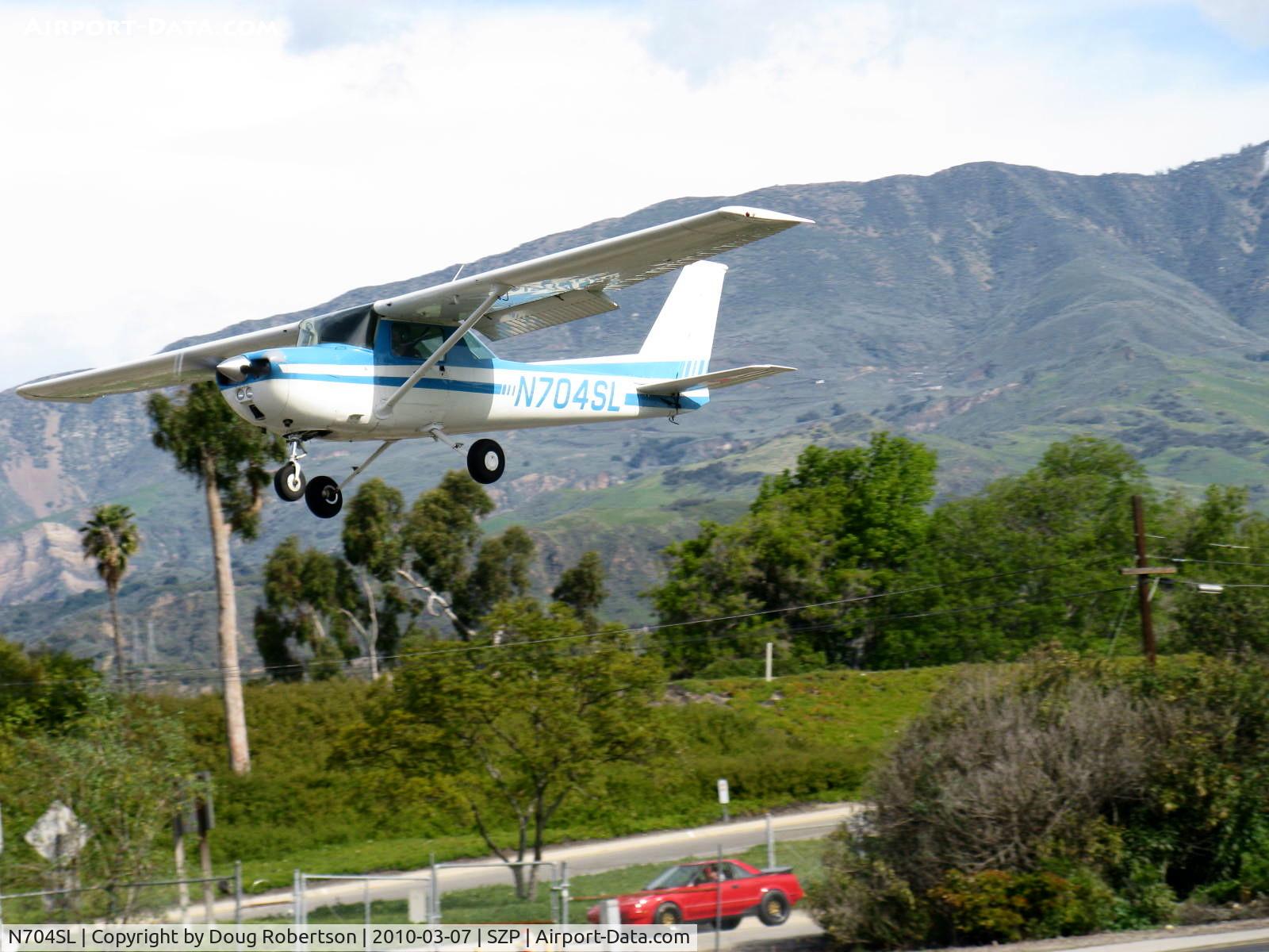 N704SL, 1976 Cessna 150M C/N 15078837, 1976 Cessna 150M, Continental O-200 100 Hp, on final Rwy 22
