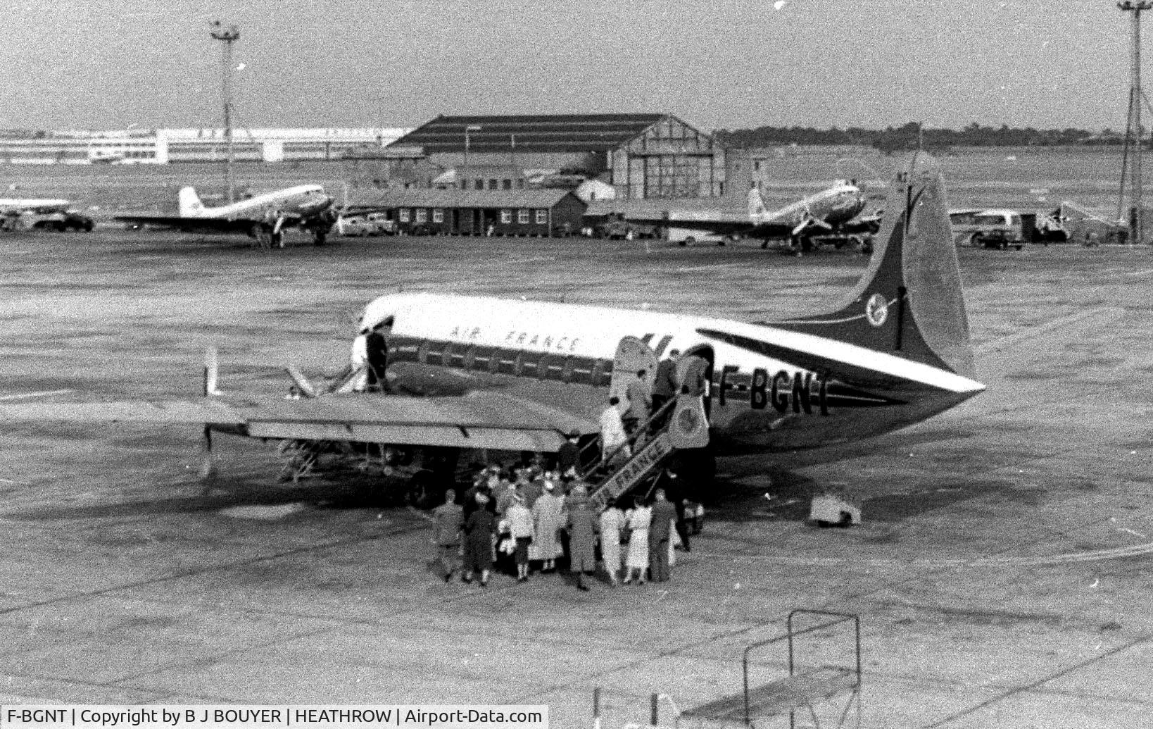 F-BGNT, 1954 Vickers Viscount 708 C/N 37, Embarquement pour Paris