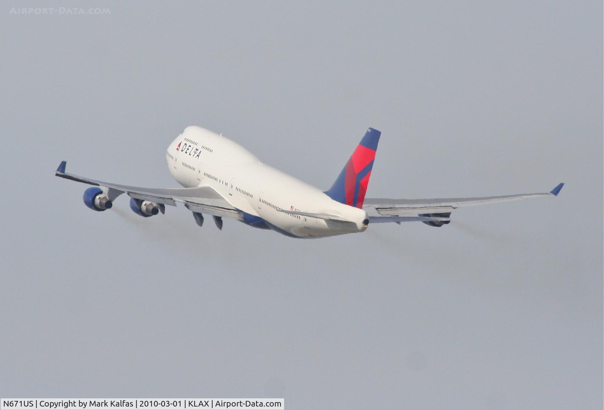 N671US, 1999 Boeing 747-451 C/N 26477, Delta Airlines Boeing 747-451, N671US, DAL283 25R departure en route to RJAA (Narita Int'l).