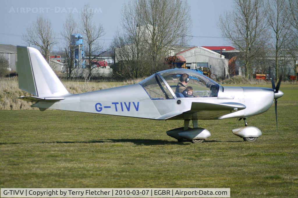 G-TIVV, 2005 Aerotechnik EV-97 Eurostar C/N PFA 315-14435, One of the many aircraft at Breighton on a fine Spring morning
