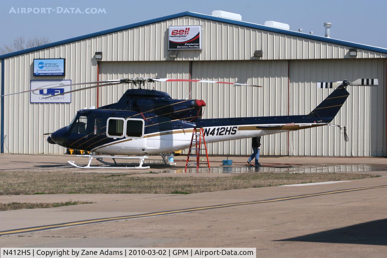 N412HS, 2000 Bell 412EP C/N 36272, At Grand Prairie Municpal