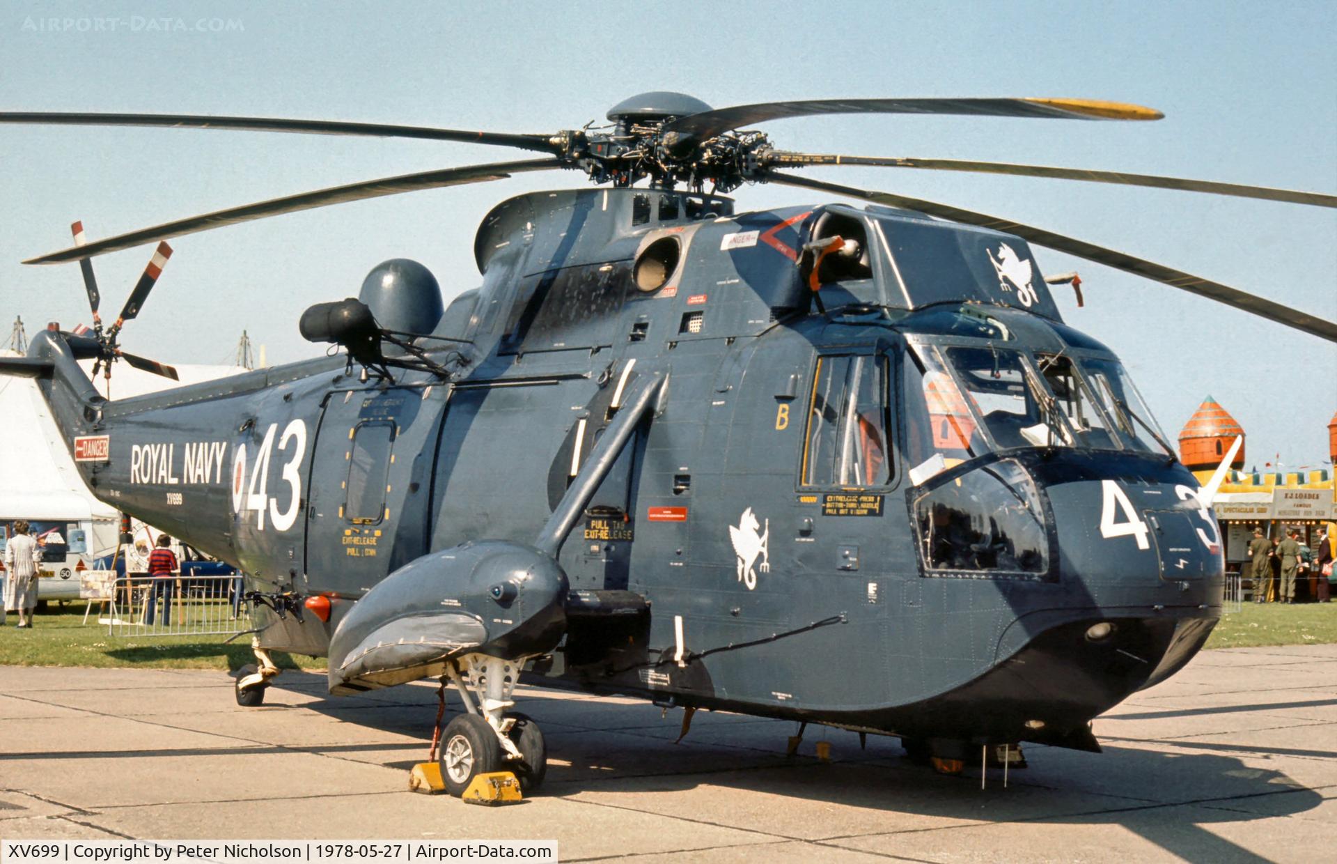 XV699, 1971 Westland Sea King HAS.2 C/N WA670, Sea King HAS.2 of 826 Squadron on display at the 1978 Bassingbourn Airshow.