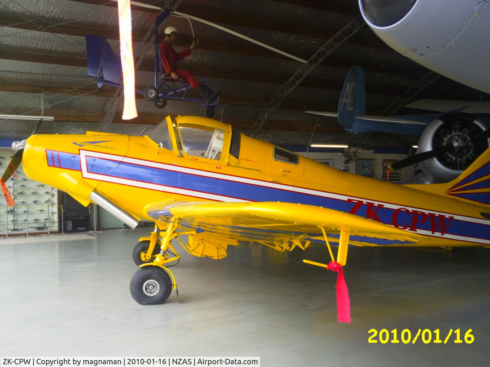 ZK-CPW, Yeoman YA-1 250R Series 2 C/N 119, Squeezed into hangar