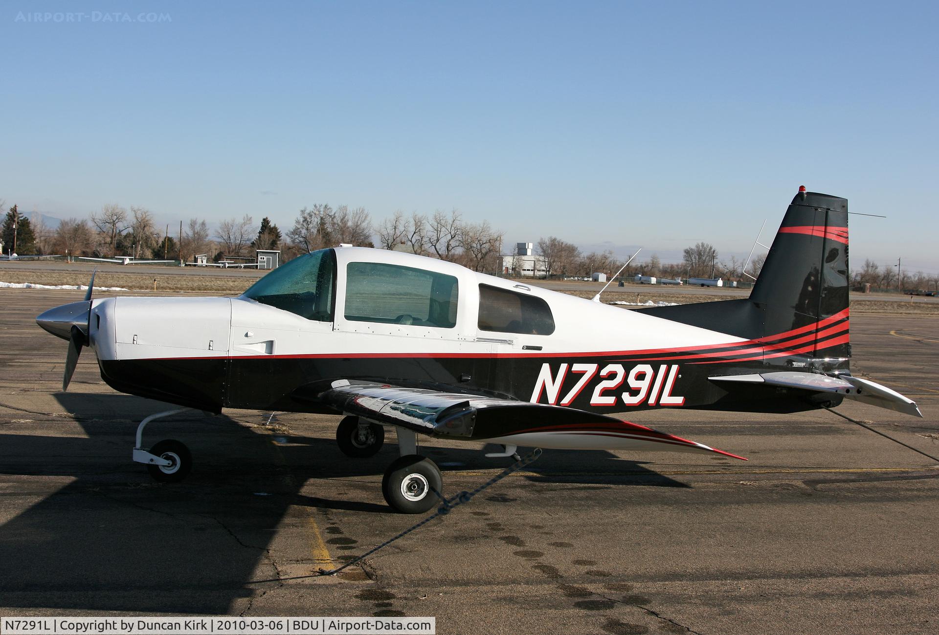 N7291L, 1972 Grumman American AA-5 Traveler C/N AA5-0291, Too early for a great shot but a nice scheme anyway!