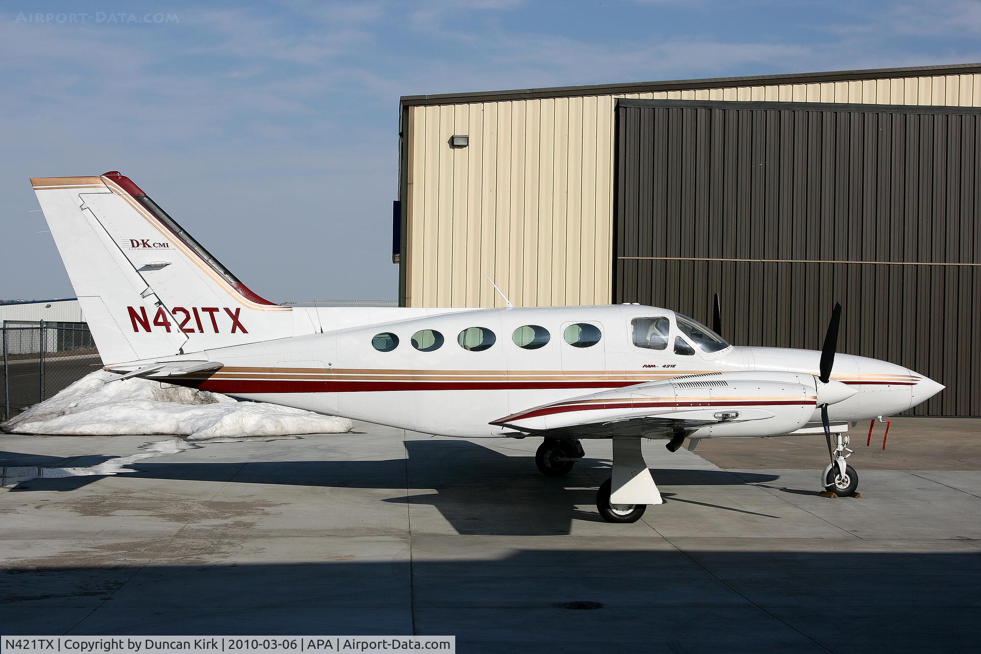 N421TX, 1985 Cessna 421C Golden Eagle C/N 421C1807, Crisp afternoon light in the mile high city
