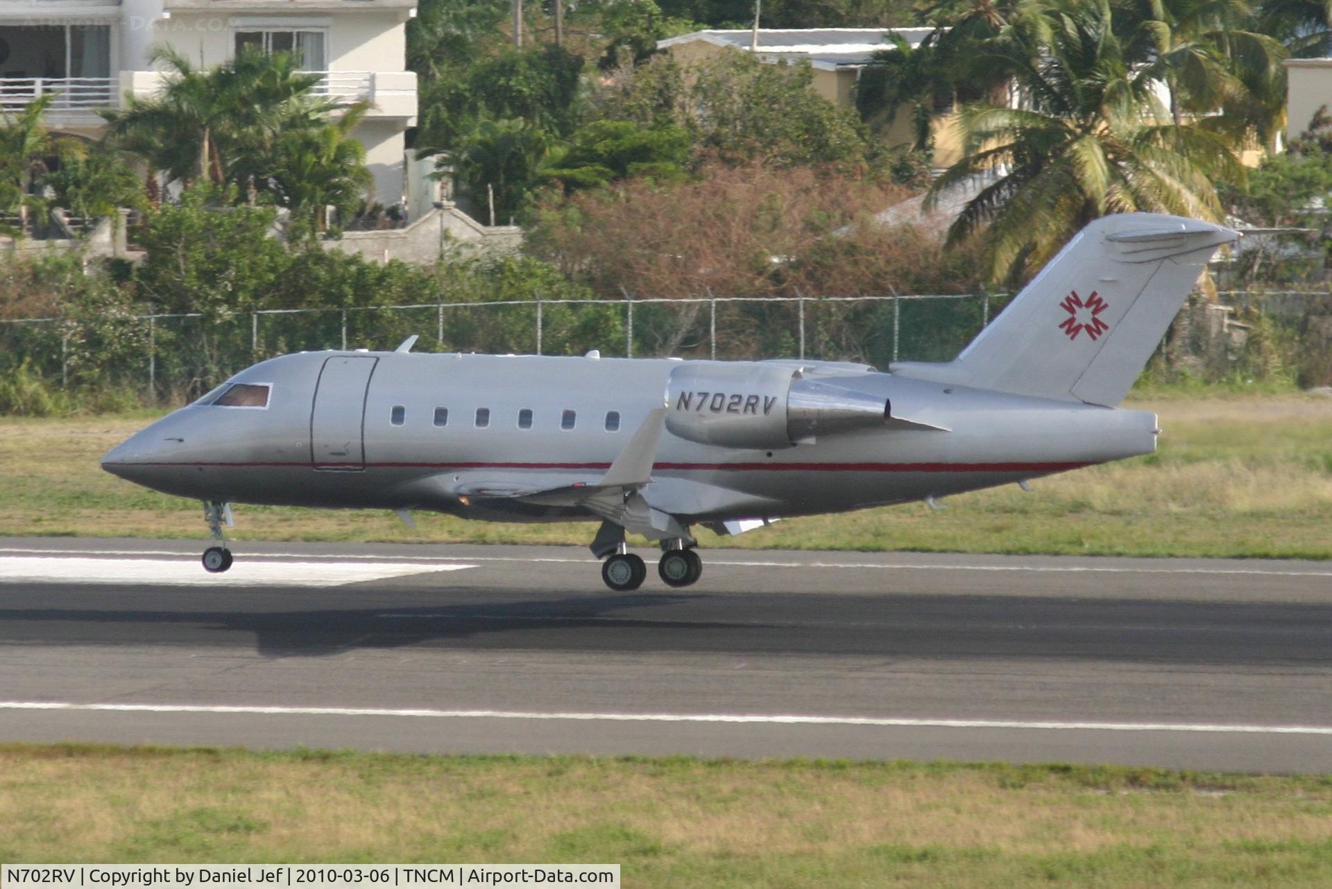 N702RV, 1990 Canadair Challenger 601-3A (CL-600-2B16) C/N 5078, N702RV landing at TNCM
