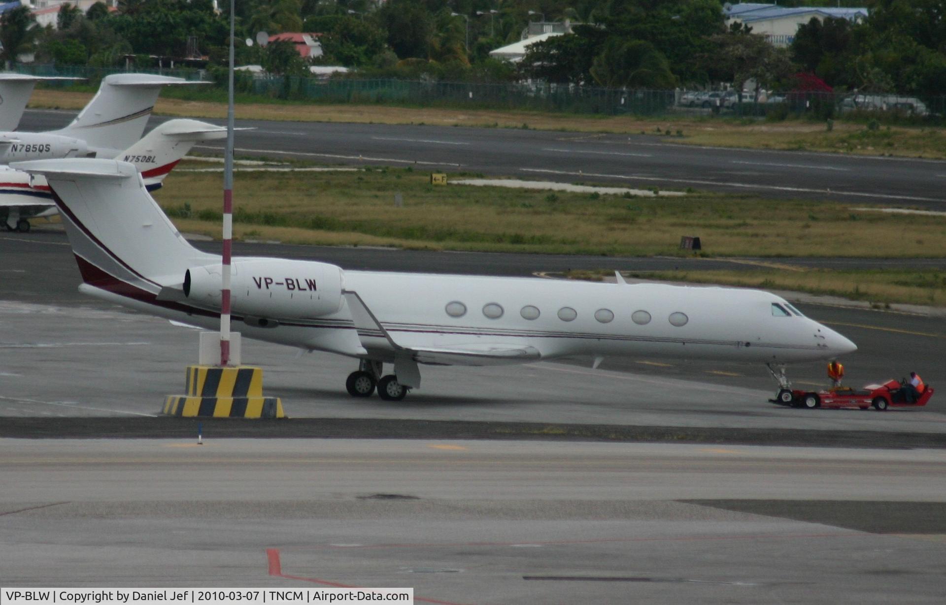 VP-BLW, 2006 Gulfstream Aerospace GV-SP (G550) C/N 5129, VP-BLW park at the main ramp at TNCM