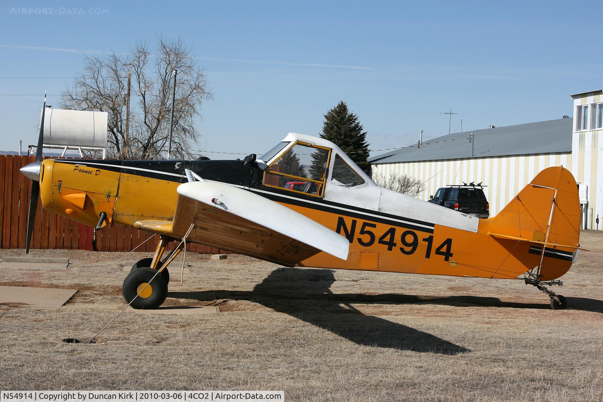 N54914, 1976 Piper PA-25-235 C/N 25-7656055, Glider tug wearing Thrush Commander colors