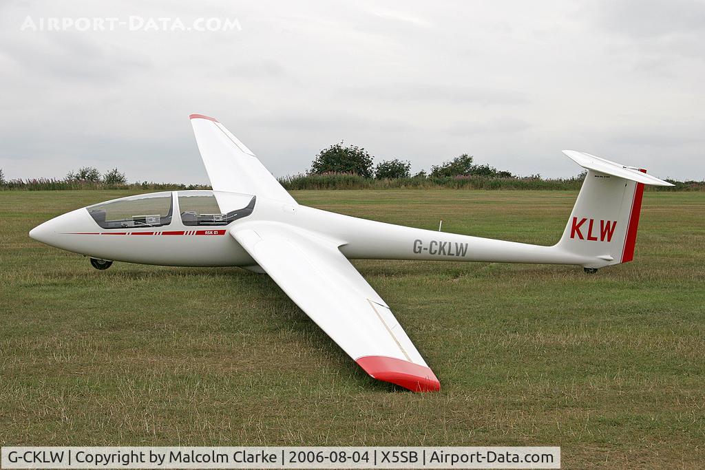 G-CKLW, 2005 Schleicher ASK-21 C/N 21799, Schleicher ASK-21 at the Yorkshire Gliding Club, Sutton Bank, UK in 2006..