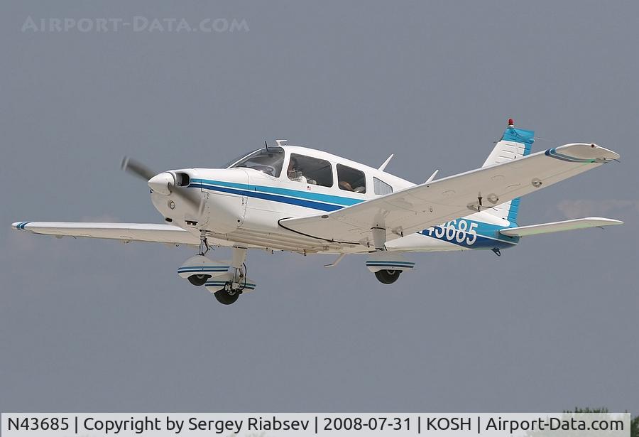 N43685, 1974 Piper PA-28-151 C/N 28-7415557, EAA AirVenture 2008