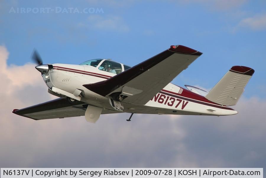 N6137V, 1965 Beech S35 Bonanza C/N D-7789, EAA AirVenture 2009