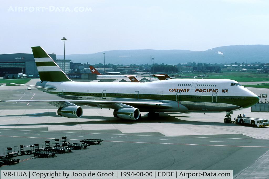 VR-HUA, 1992 Boeing 747-467 C/N 25872, old colors and old serial before the hand over of Honk Konk to China.