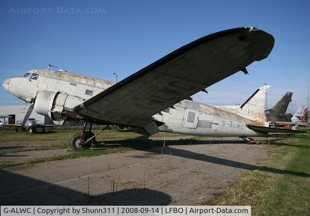 G-ALWC, 1944 Douglas C-47 Dakota 4 C/N 13590, Preserved in Old Wings Association...