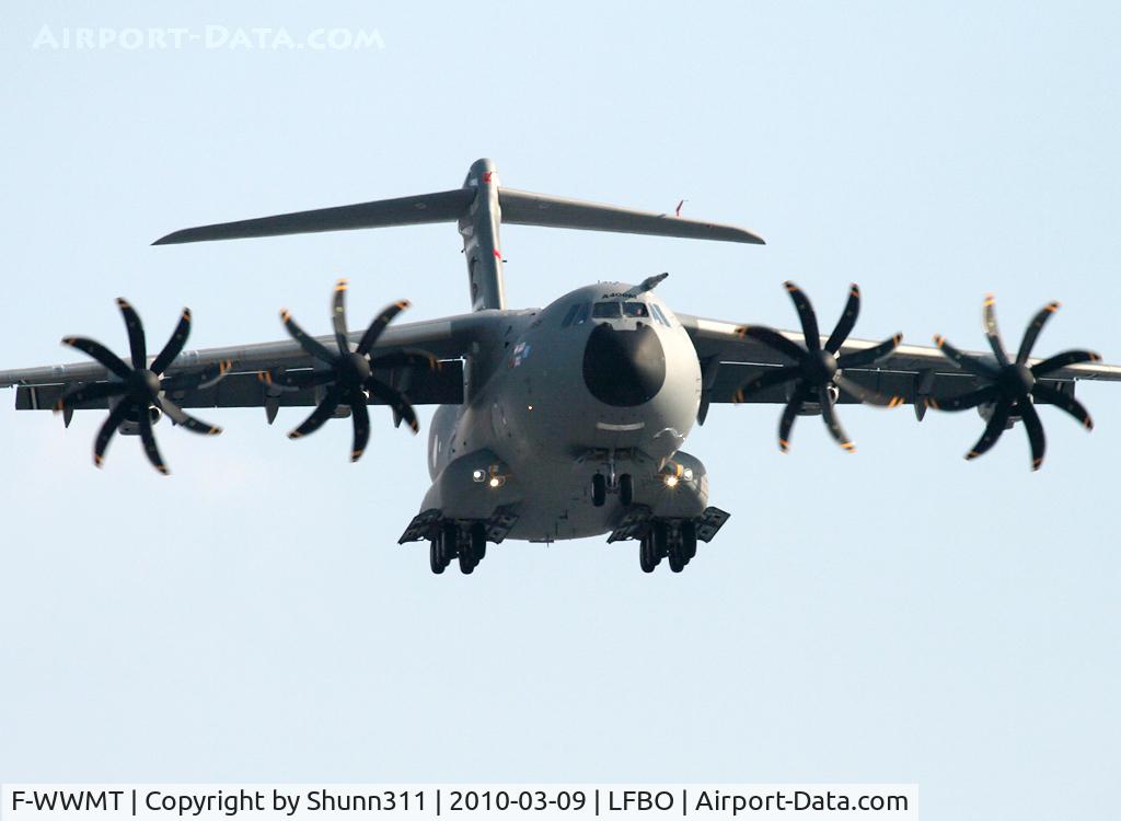 F-WWMT, 2009 Airbus A400M Atlas C/N 001, Landing rwy 32L