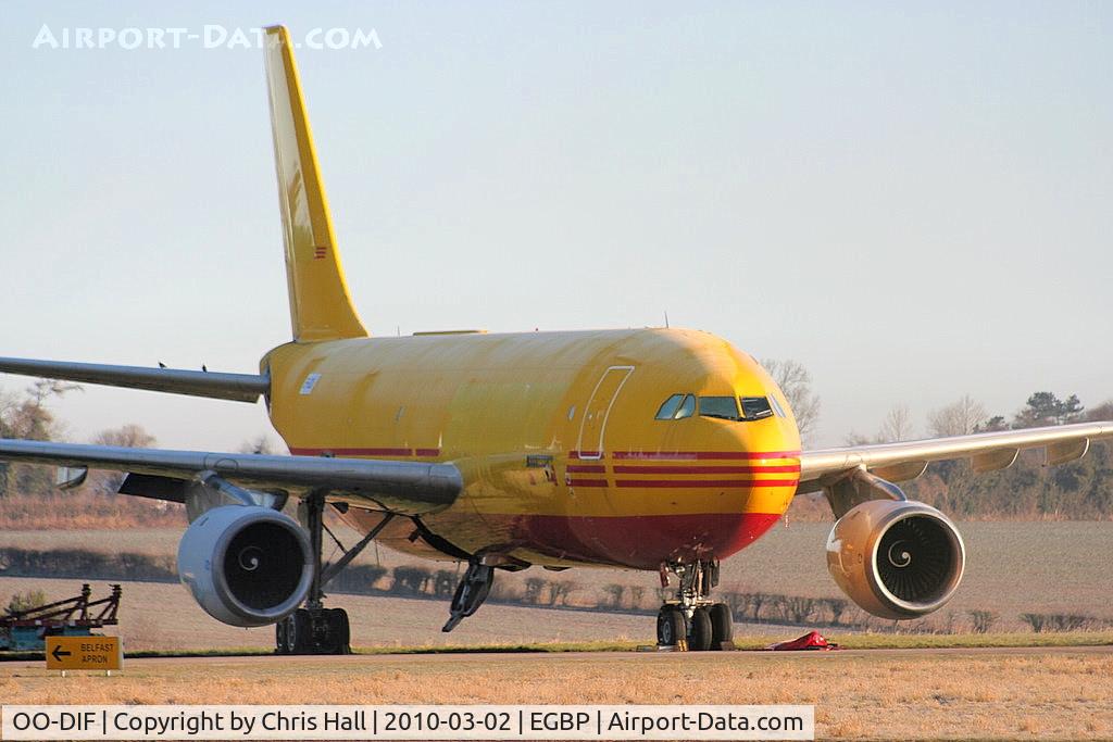 OO-DIF, 1981 Airbus A300B4-103(F) C/N 0148, European Air Transport, It wears the reg no. EI-OZA on the port side
