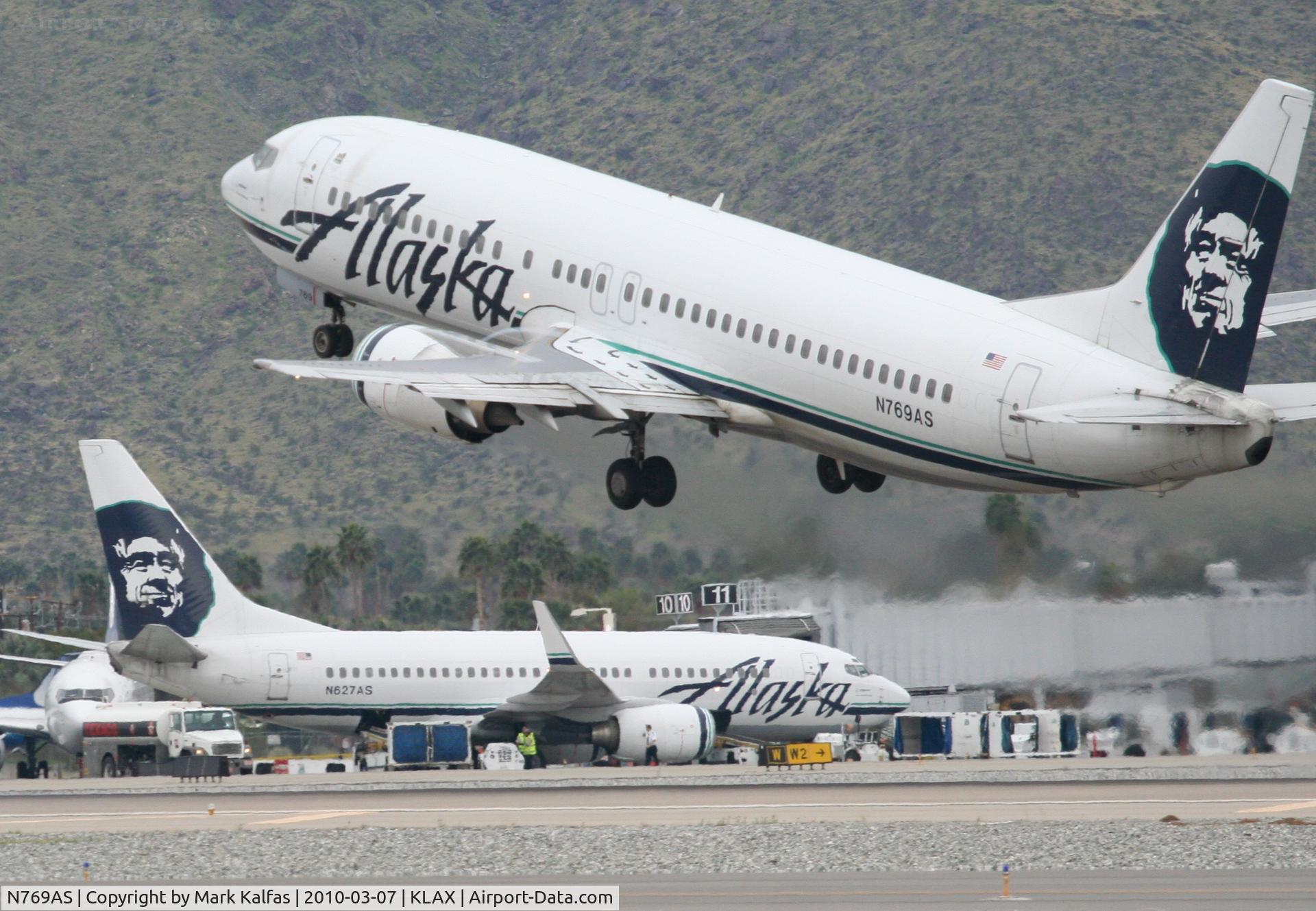 N769AS, 1993 Boeing 737-4Q8 C/N 25103, Alaska Airlines Boeing 737-490, ASA313 to KSFO 13R departure KPSP.