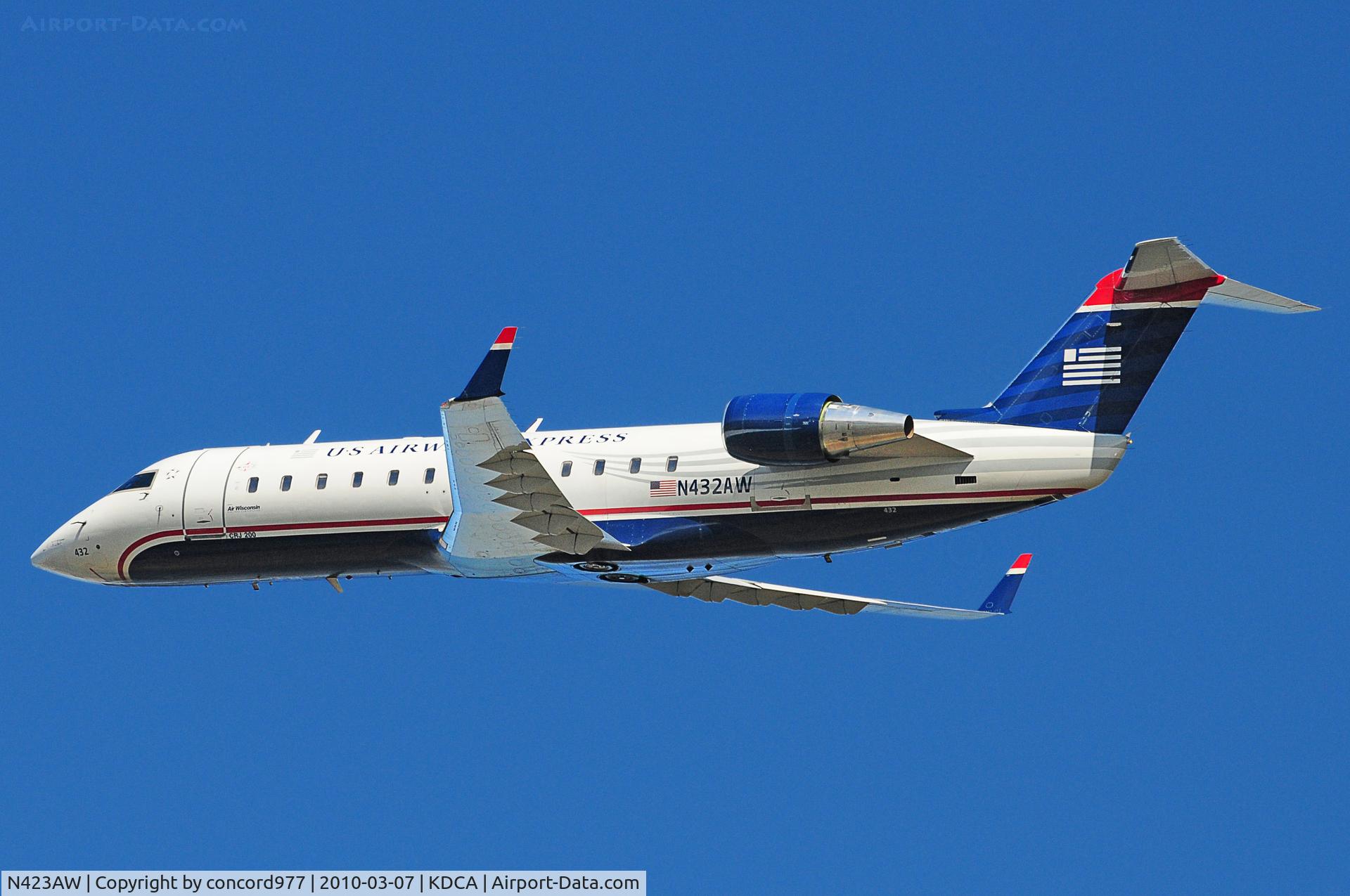 N423AW, 2002 Bombardier CRJ-200LR (CL-600-2B19) C/N 7636, Seen at KDCA on 3/7/2010.