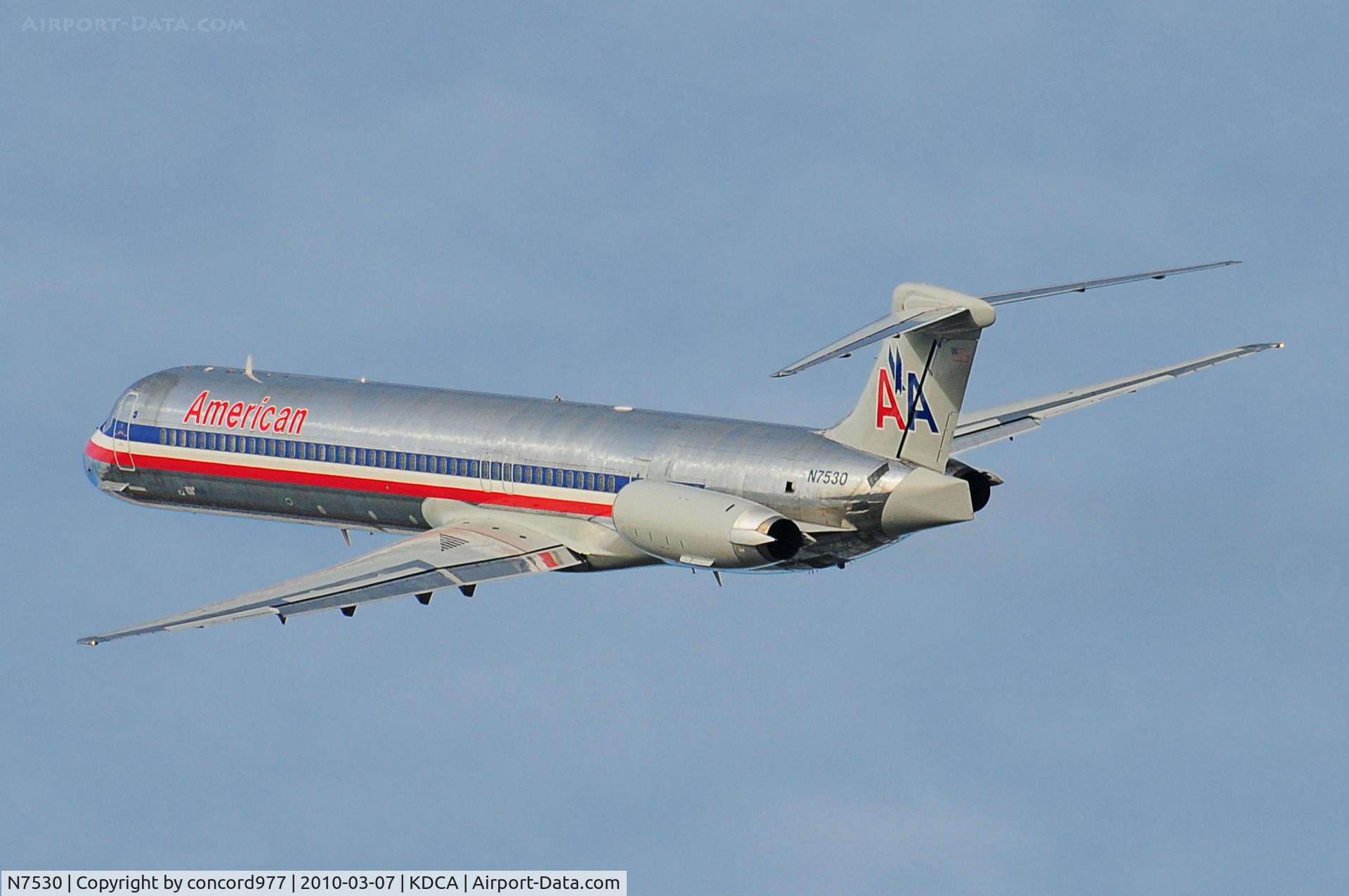 N7530, 1990 McDonnell Douglas MD-82 (DC-9-82) C/N 49922, Seen at KDCA on 3/7/2010.
