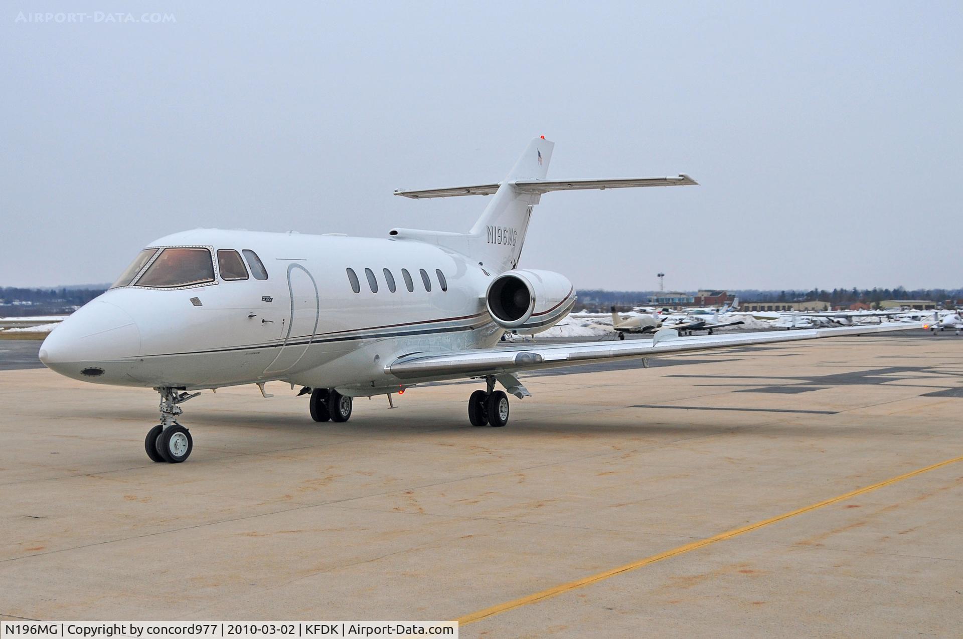 N196MG, British Aerospace BAe.125 Series 800A C/N 258081, Seen at KFDK on 3/2/2010.