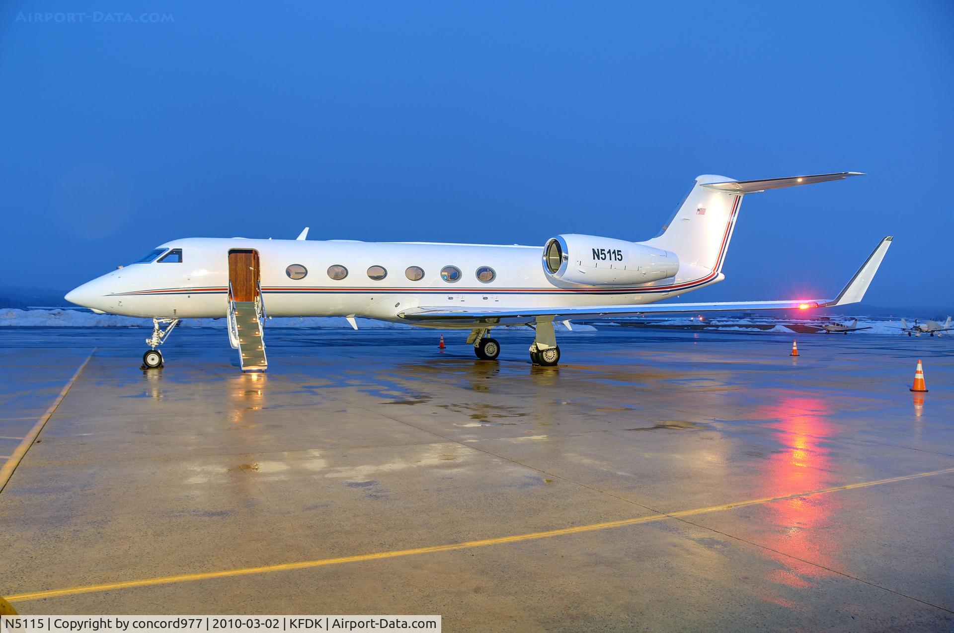 N5115, 2005 Gulfstream Aerospace G-IV (G350) C/N 4019, Seen at KFDK on 3/2/2010.