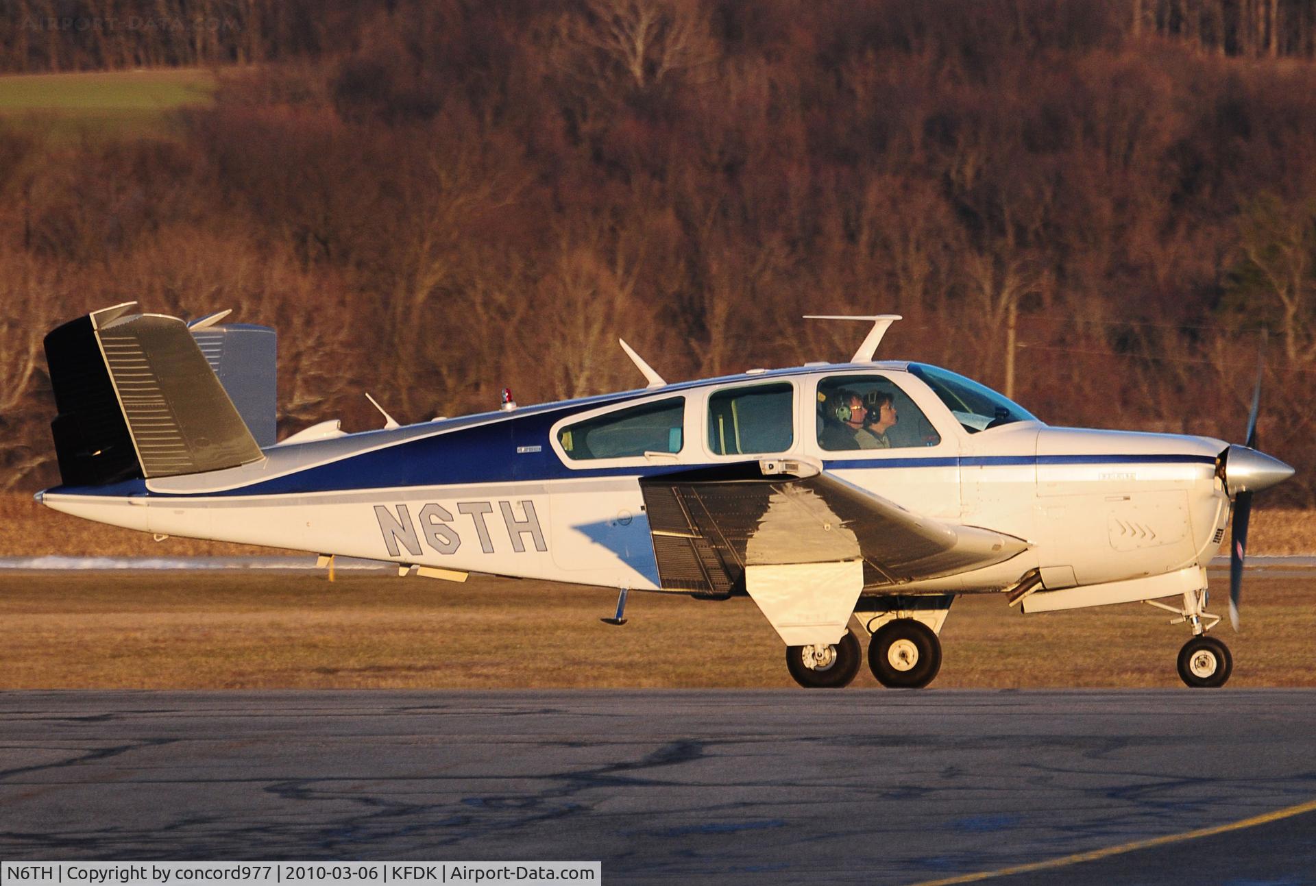 N6TH, 1974 Beech V35B Bonanza C/N D-9622, Seen at KDCA on 3/6/2010.