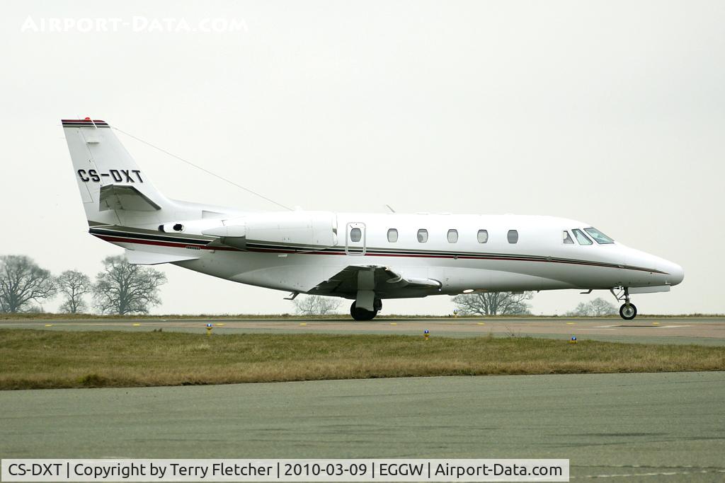 CS-DXT, 2008 Cessna 560XL Citation XLS C/N 560-5765, Netjets Europe Citation Excel about to depart Luton