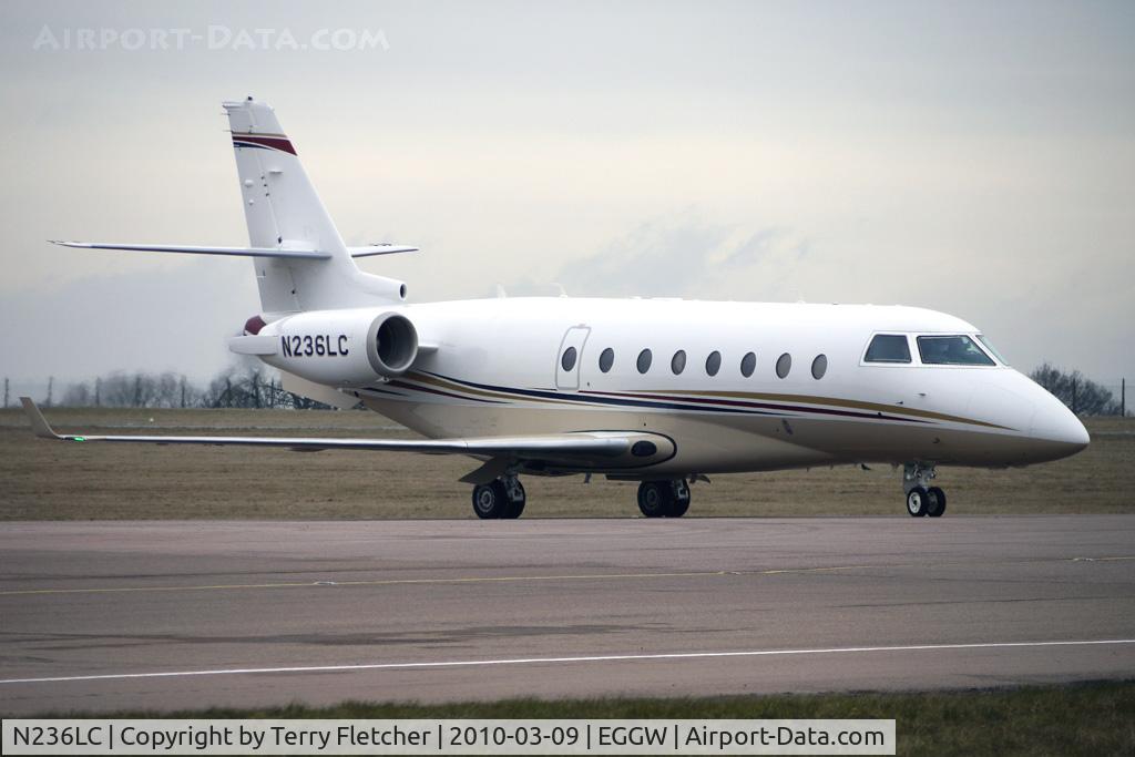 N236LC, 2006 Israel Aircraft Industries Gulfstream 200 C/N 154, Gulfstream G200 arriving at Luton
