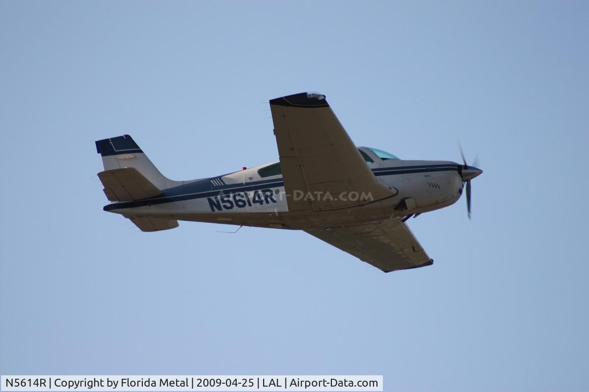 N5614R, Beech F33A Bonanza C/N CE-1414, Beech F33A