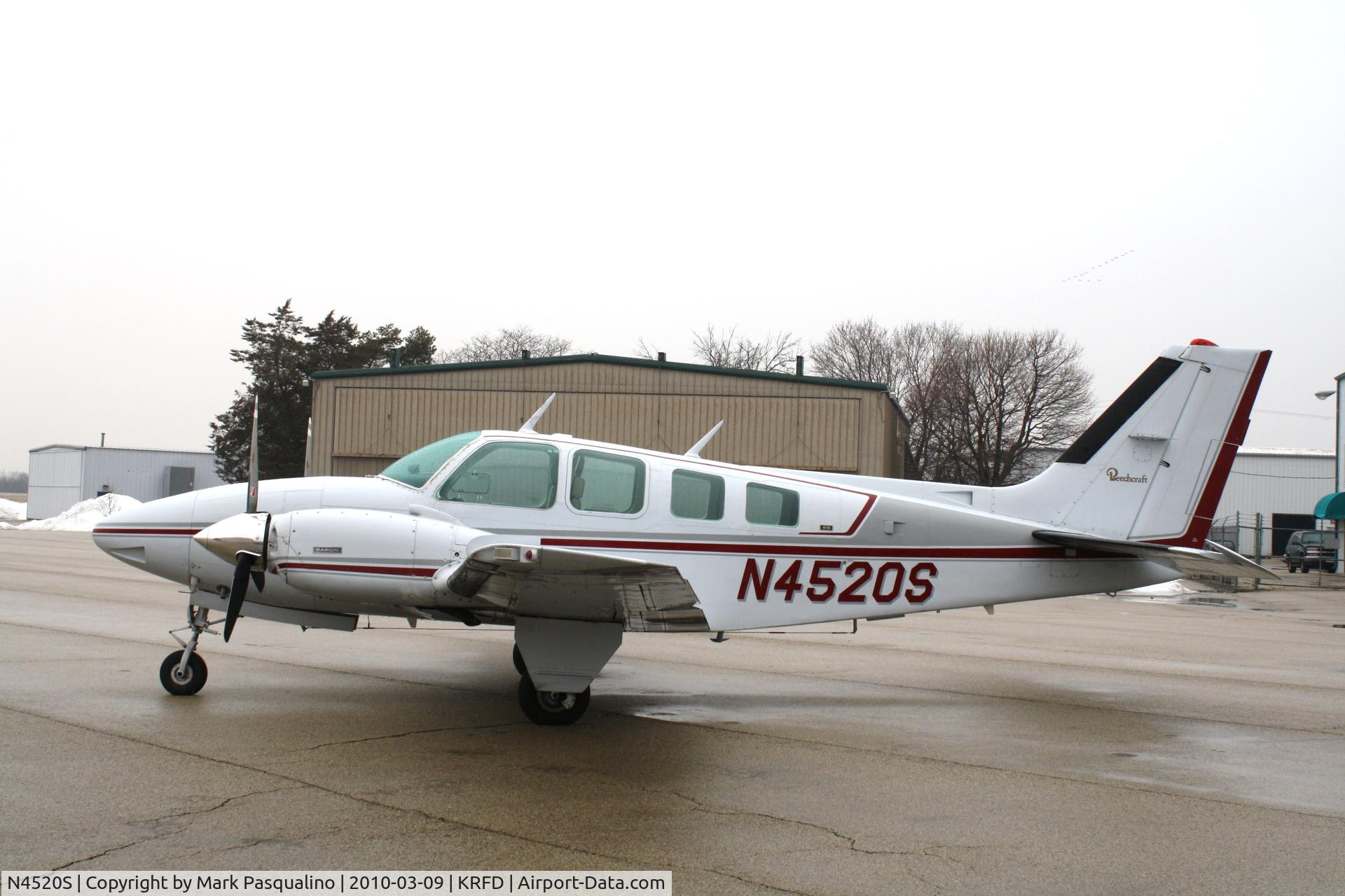 N4520S, 1975 Beech 58 Baron C/N TH-660, Beech 58