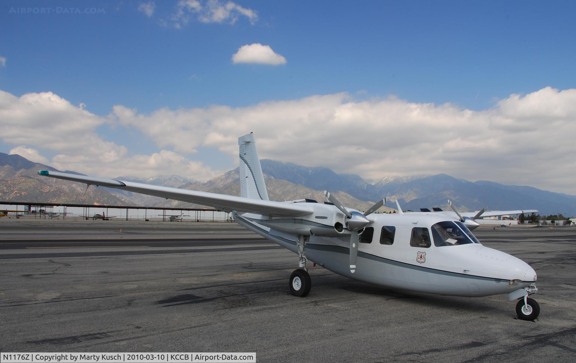 N1176Z, 1965 Aero Commander 500-B C/N 500-B-1549-196, Transient parking