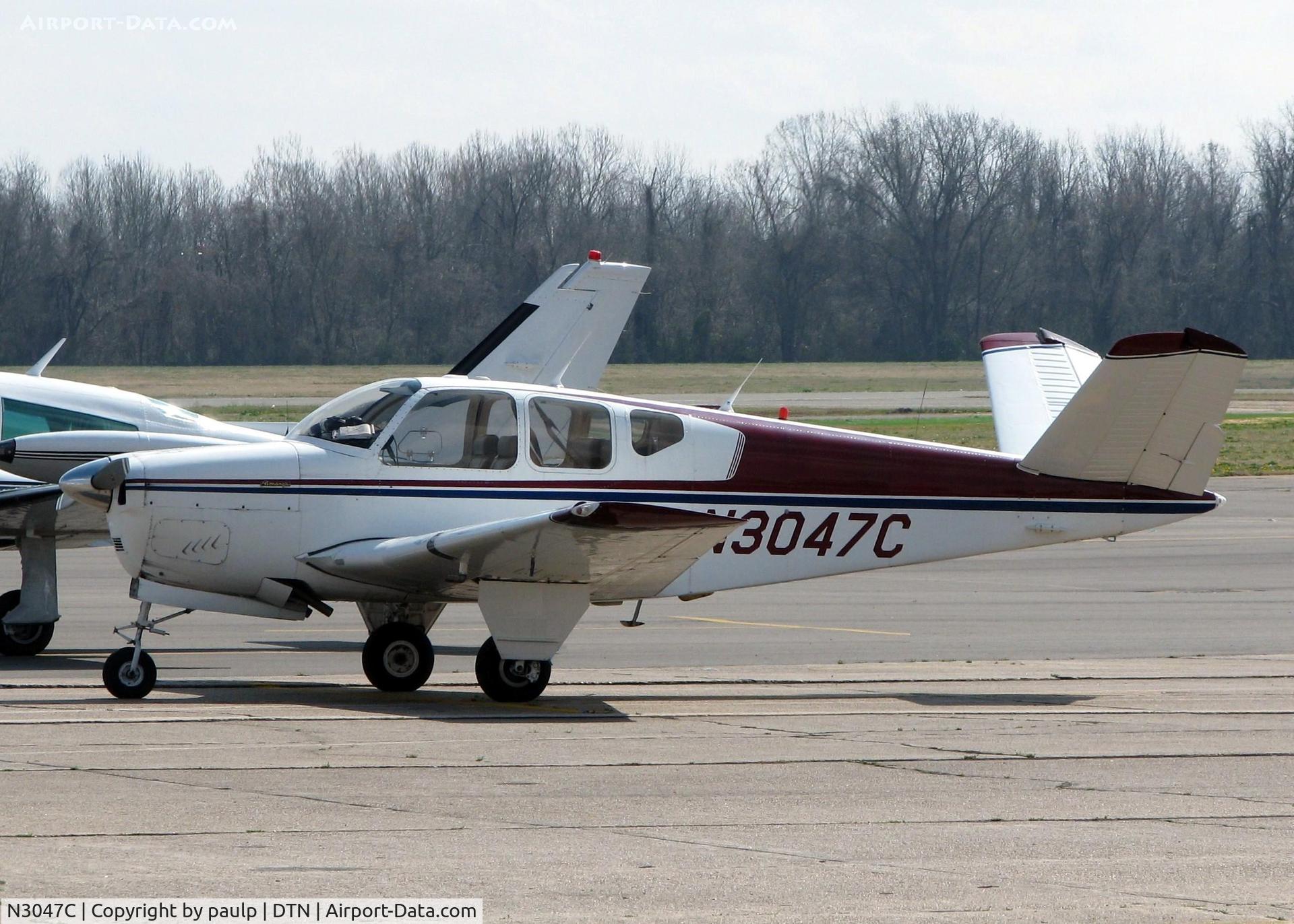 N3047C, 1958 Beech K35 Bonanza C/N D-5771, Parked at Downtown Shreveport.