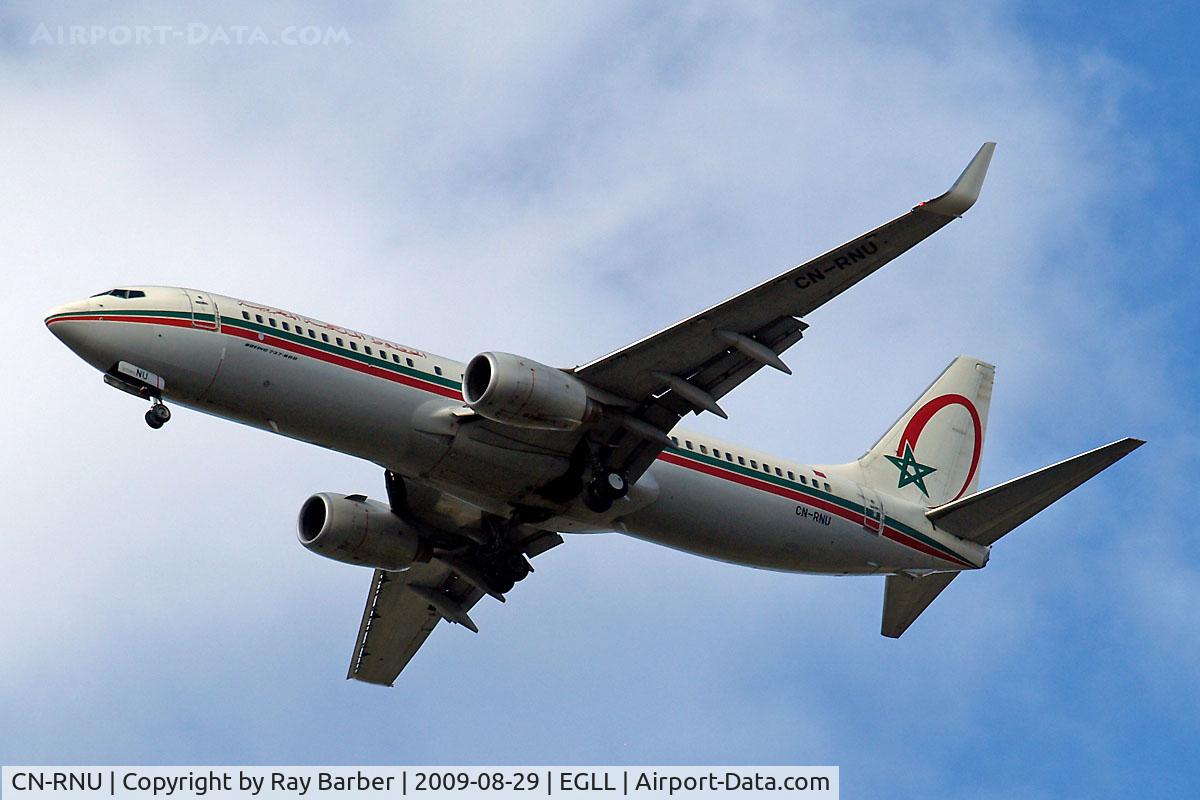 CN-RNU, 2002 Boeing 737-8B6 C/N 28987, Boeing 737-8B6 [28987] (Royal Air Maroc) Home~G 29/08/2009. Taken on approach 3 miles out 27R London Heathrow Airport.