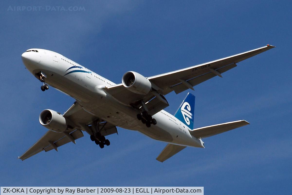 ZK-OKA, 2005 Boeing 777-219/ER C/N 29404, Boeing 777-219ER [29404] (Air New Zealand) Home~G 23/08/2009. Taken on approach 3 miles out 27R London Heathrow Airport.