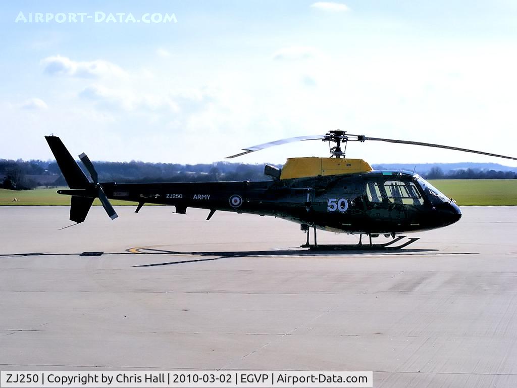 ZJ250, 1997 Eurocopter AS-350BB Squirrel HT2 Ecureuil C/N 3047, Army Air Corps 670 Sqn / 2 Regt - Eurocopter AS-350BB Squirrel HT2